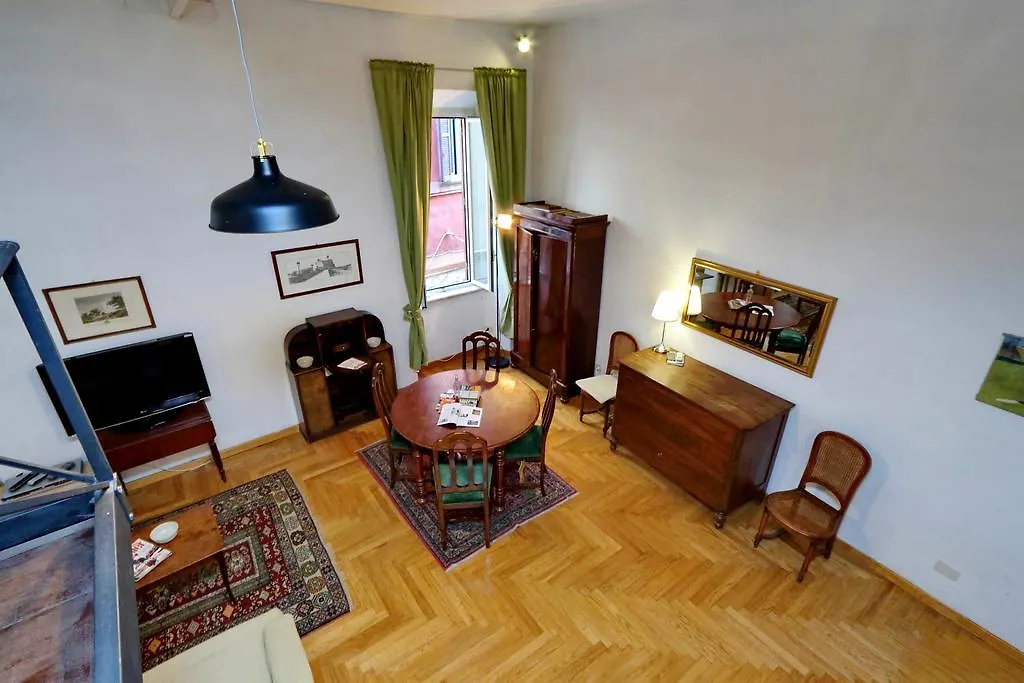 Balestrari 43 Apartment Italy