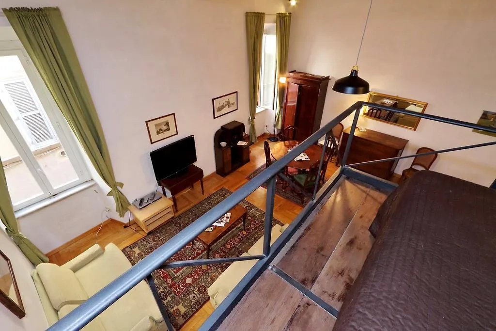 Balestrari 43 Apartment