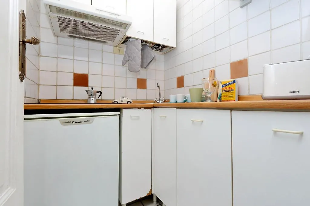 Balestrari 43 Apartment Italy